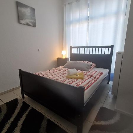 Pension Am Rathaus, 24H Check-In Mundelsheim ภายนอก รูปภาพ