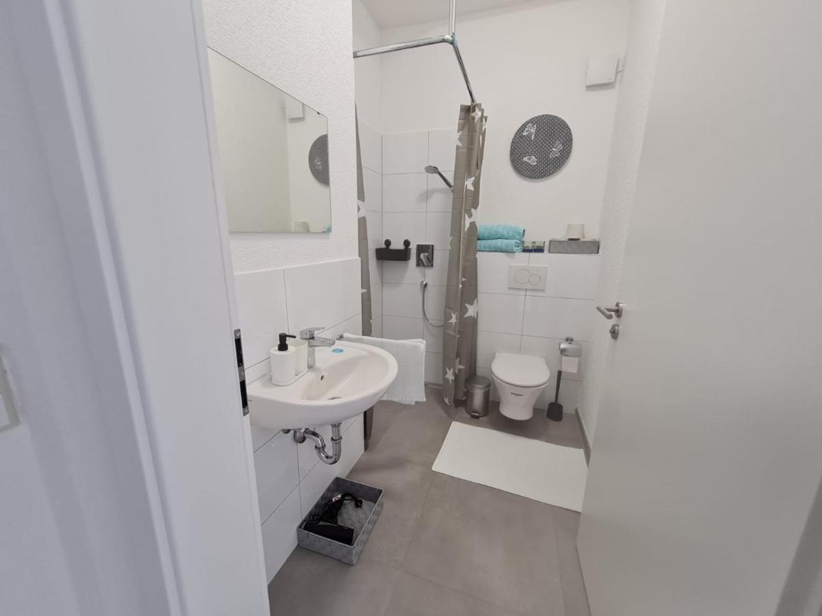 Pension Am Rathaus, 24H Check-In Mundelsheim ภายนอก รูปภาพ